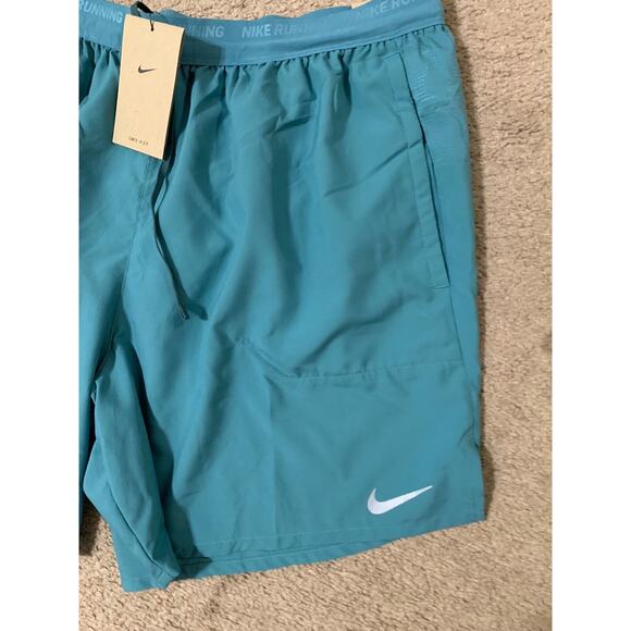 Nike Stride Dri-FIT 7" Brief-Lined Green Running Shorts DM4761-379 Mens Size 2XL - Picture 4 of 7